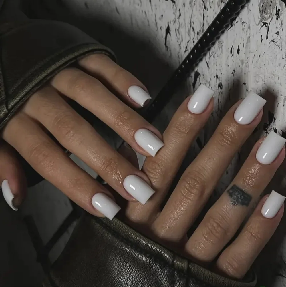 24 Pieces Fake Press On Nails